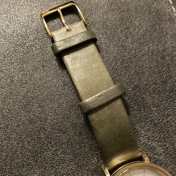 COPY - Skagen Gold tone and Olive Green leather ladies watch - Picture 5 of 5